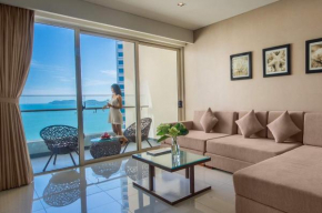 Отель Luxury Sea View Apartment  Нхатранг